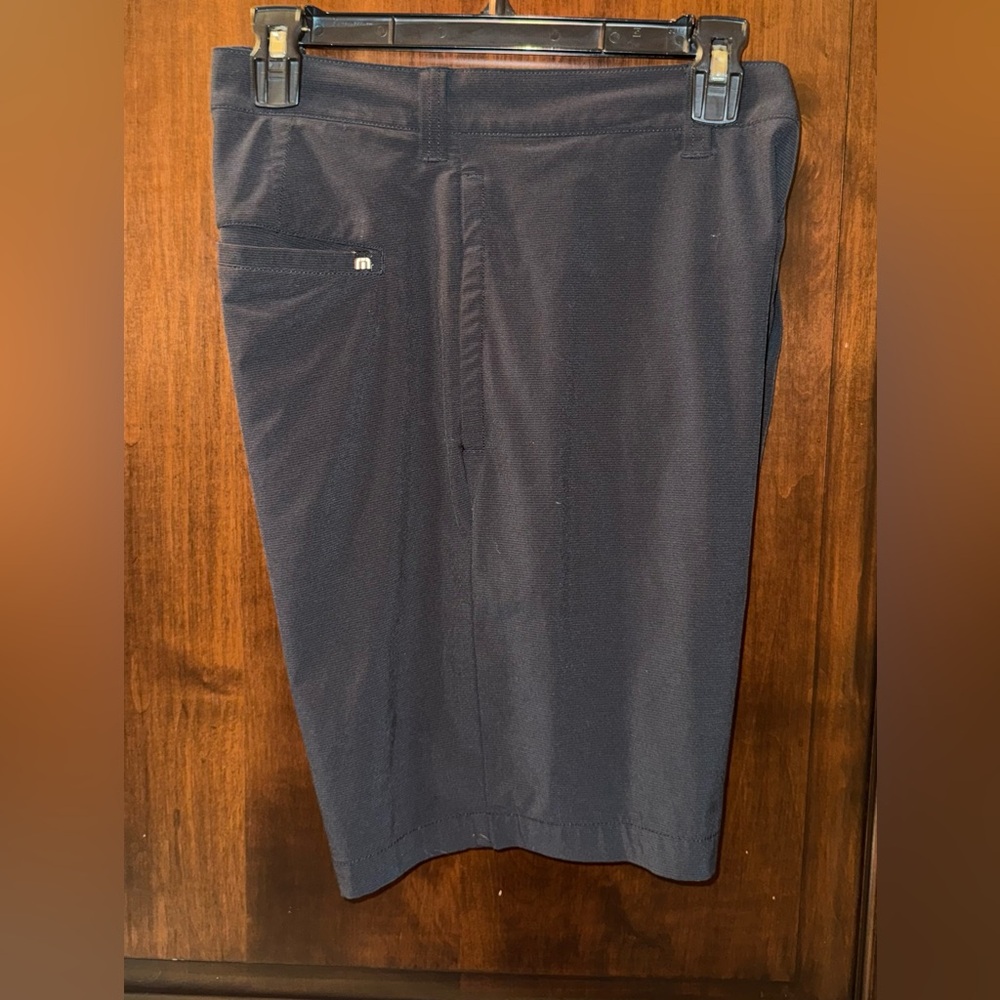 Travis Mathew Men’s Black Golf Shorts 34” (NWOT)